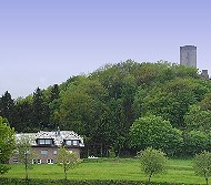 Villa H�gel am Fu�e der N�rburg